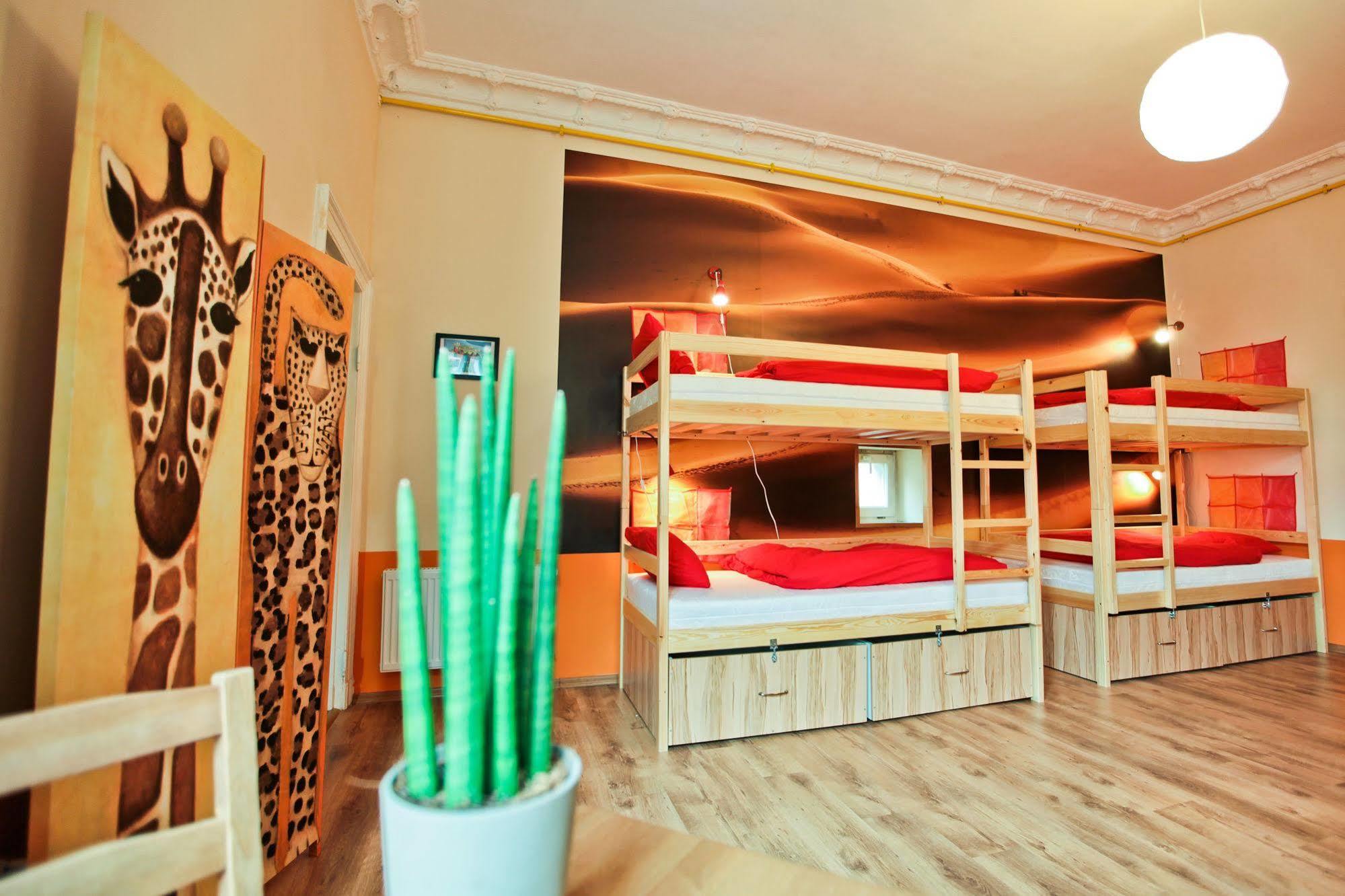 Poco Loco Hostel Poznań Exterior foto